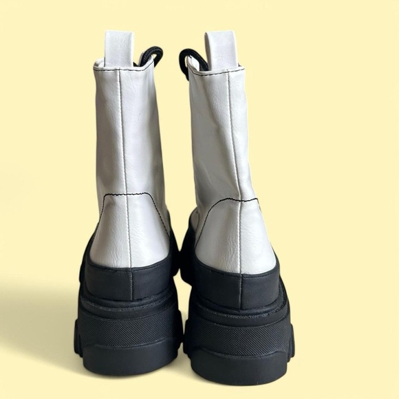 New Portland Boot Co Lace-Up Platform Boots White 7.5 | Never Worn! - Picture 3 of 7